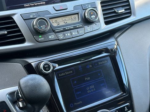 Used 2017 Honda Odyssey EX-L image 32