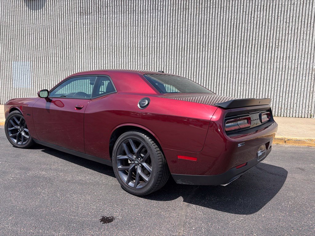 Used 2023 Dodge Challenger R/T w/ Blacktop Package RWD image 3