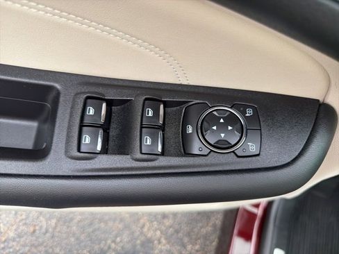 Certified 2024 Ford Edge Titanium image 10