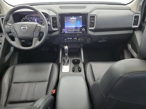 Used 2024 Nissan Frontier SL w/ Technology Package RWD image 15