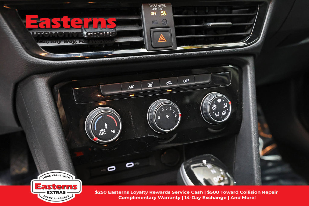 Used 2024 Volkswagen Taos S FWD image 17