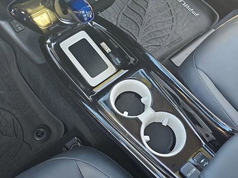 Certified 2017 Toyota Prius Four Touring image 24