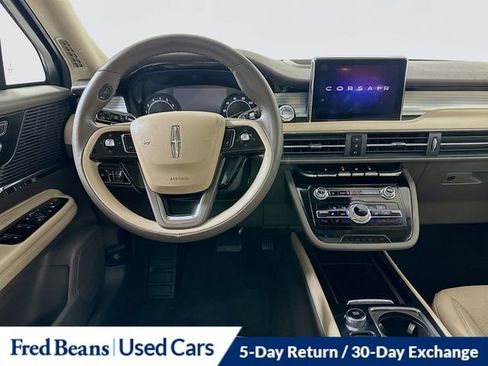 Certified 2022 Lincoln Corsair Standard w/ Premium Package image 25
