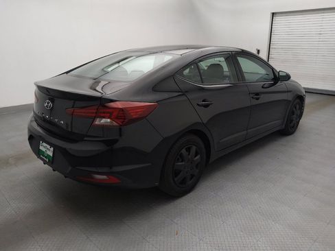 Used 2020 Hyundai Elantra SE image 9