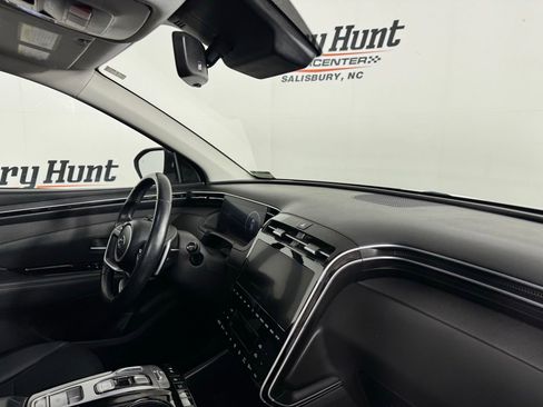 Used 2024 Hyundai Tucson Limited image 33
