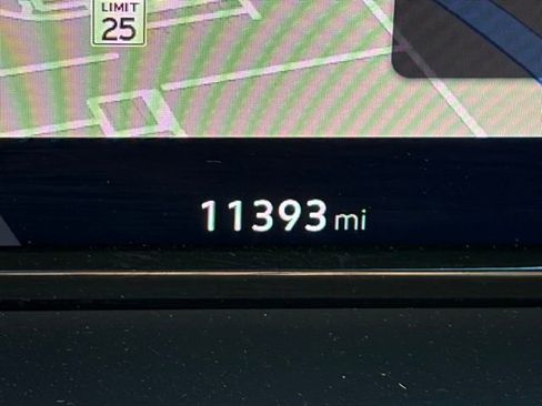 Used 2024 Volkswagen Atlas Cross Sport SEL Premium R-Line image 18