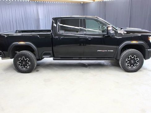 Used 2025 GMC Sierra 2500 AT4X AWD/4WD image 57