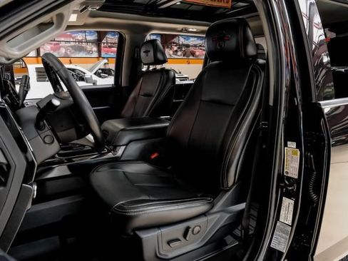 Used 2021 Ford F250 Lariat w/ Lariat Ultimate Package AWD/4WD image 35