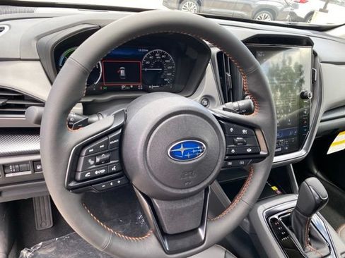 Used 2026 Subaru Crosstrek 2.5i Limited w/ Crosstrek Mirror Package AWD/4WD image 12