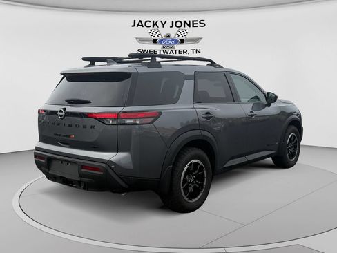 Used 2025 Nissan Pathfinder Rock Creek AWD/4WD image 5