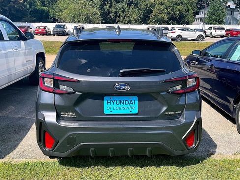 Used 2025 Subaru Crosstrek 2.5i Premium AWD/4WD image 7