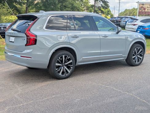 Used 2026 Volvo XC90 B5 Core AWD/4WD image 4