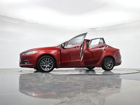Used 2014 Ford Fusion SE w/ Equipment Group 202A FWD image 47