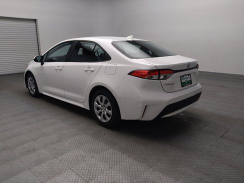 Used 2022 Toyota Corolla LE FWD image 5