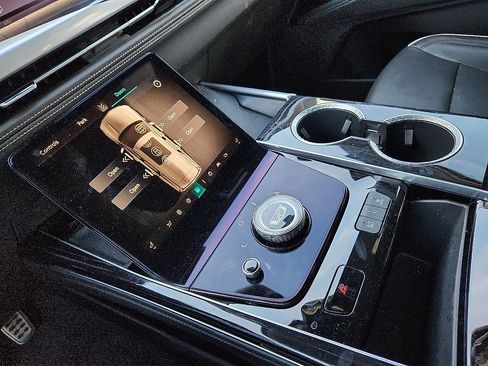 Used 2025 Cadillac Escalade Sport w/ Touring Package image 11