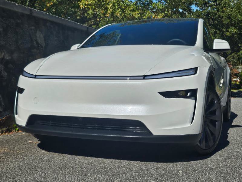 Used 2026 Tesla Model Y AWD image 84