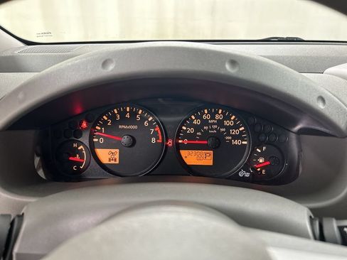 Used 2021 Nissan Frontier SV w/ Midnight Edition Floor Mats AWD/4WD image 13