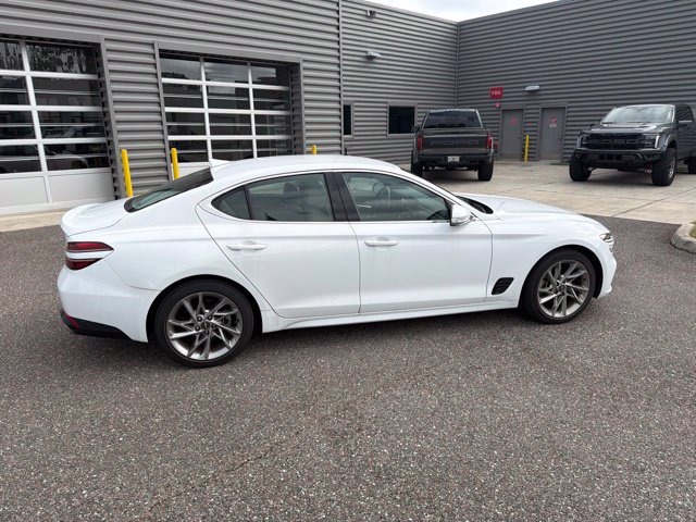 Used 2022 Genesis G70 2.0T RWD image 4