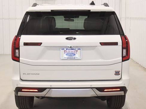 New 2026 Ford Expedition Platinum w/ Platinum Ultimate Package image 7