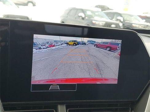 Used 2024 Chevrolet Trax RS image 19