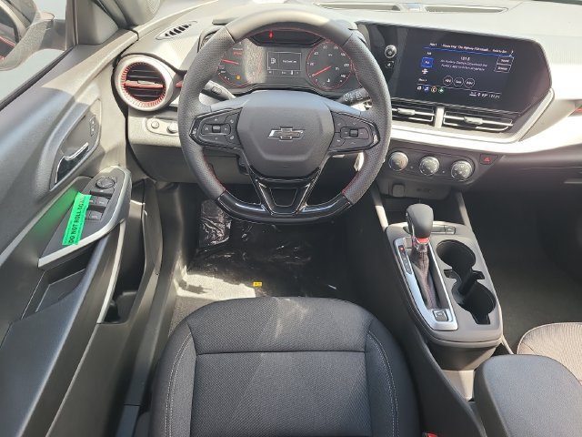 New 2026 Chevrolet Trax RS FWD image 14