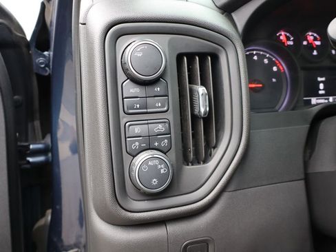 Used 2020 Chevrolet Silverado 1500 Custom Trail Boss w/ Custom Convenience Package image 14