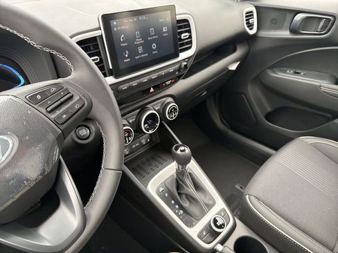 New 2026 Hyundai Venue SEL FWD image 26