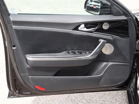 Used 2023 Kia Stinger GT-Line w/ Sun & Sound Package RWD image 15