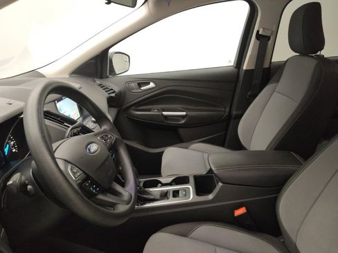 Used 2019 Ford Escape SE image 17