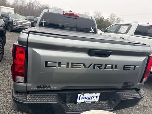 Used 2023 Chevrolet Colorado Trail Boss w/ Technology Package image 6