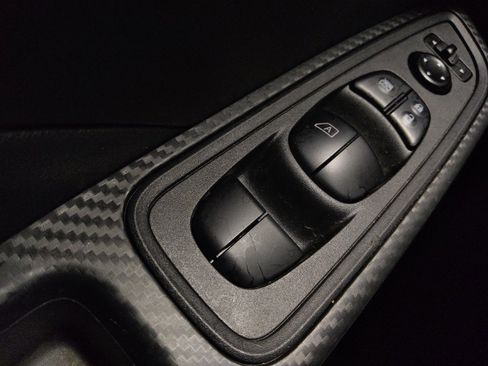 Used 2024 Nissan Versa SV w/ Trunk Package image 27