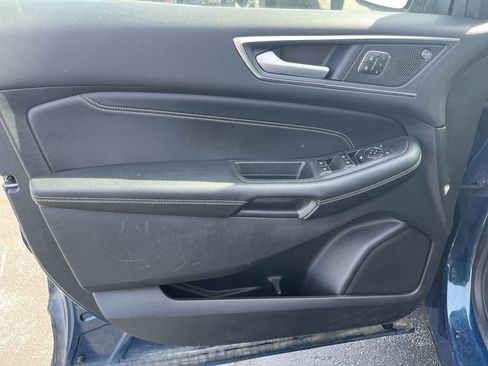Used 2020 Ford Edge Titanium image 23