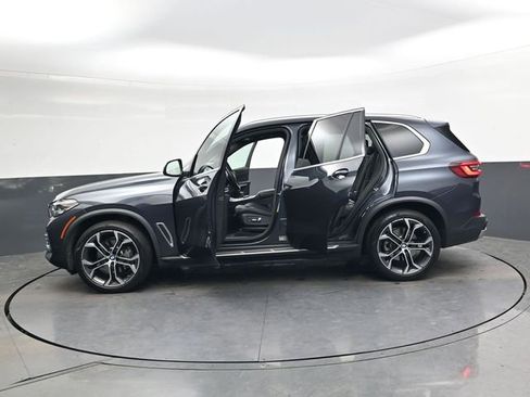Used 2022 BMW X5 sDrive40i w/ Premium Package image 39