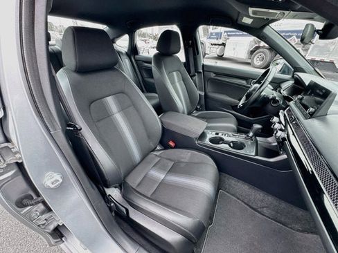 Used 2025 Honda Civic Sport image 22