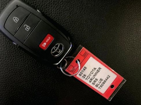 New 2026 Toyota 4Runner SR5 image 35