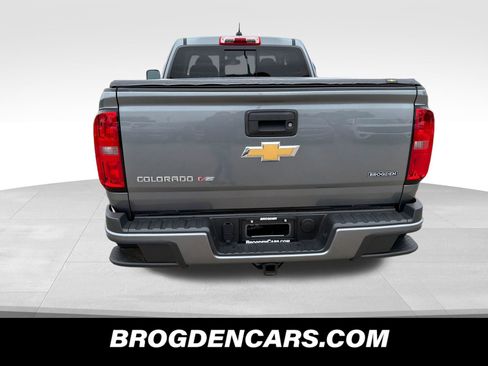 Used 2018 Chevrolet Colorado Z71 AWD/4WD image 7