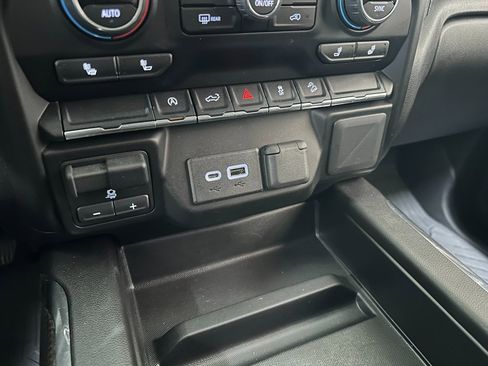 Used 2021 Chevrolet Silverado 1500 RST image 26