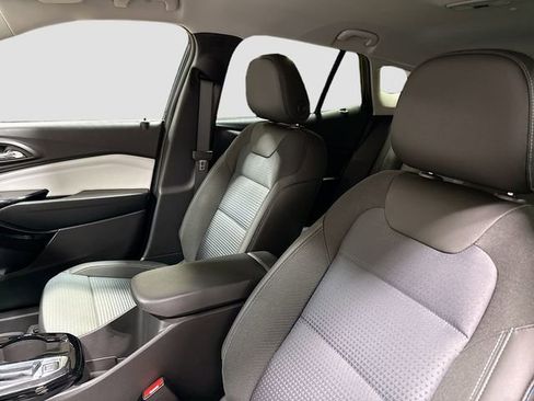 New 2026 Chevrolet Trax LT w/ LT Convenience Package image 23