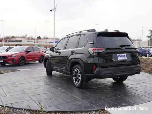 Used 2026 Subaru Forester Premium image 3