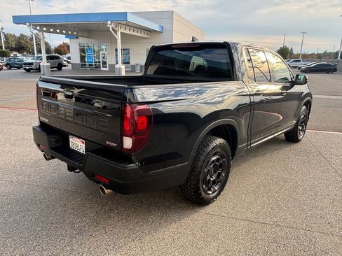 Used 2025 Honda Ridgeline Sport+ image 5