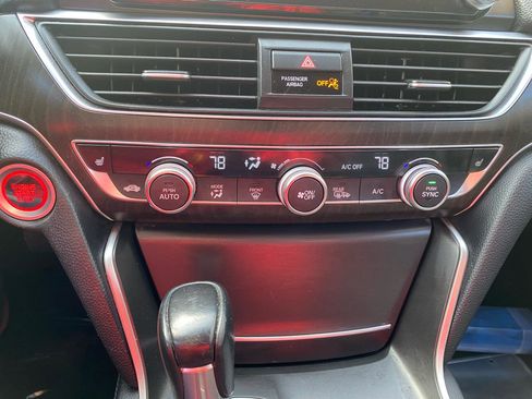 Used 2018 Honda Accord EX-L image 17