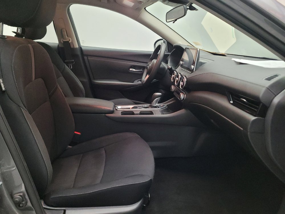 Used 2025 Nissan Sentra SV FWD image 21