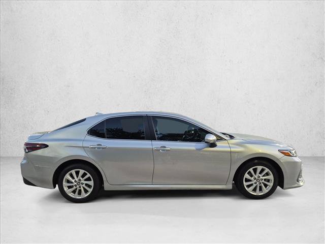 Used 2023 Toyota Camry LE FWD image 4