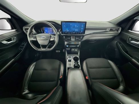 Used 2024 Ford Escape ST-Line w/ Tech Pack #1 AWD/4WD image 40