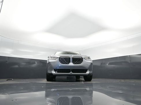 Certified 2025 BMW X3 xDrive30i w/ Convenience Package image 45