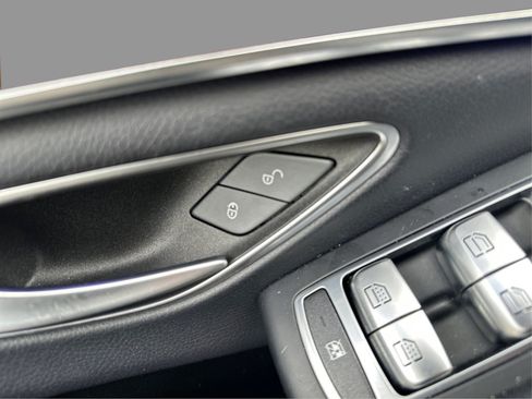 Used 2018 Mercedes-Benz S 450 4MATIC Sedan image 40