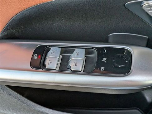 Used 2024 Mercedes-Benz C 300 4MATIC Sedan image 16