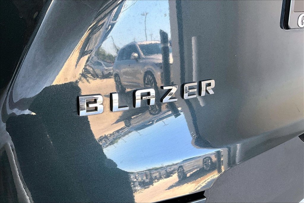 Used 2020 Chevrolet Blazer LT FWD image 37