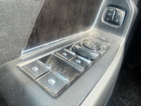 Used 2023 Ford F350 Lariat w/ Lariat Ultimate Package AWD/4WD image 13