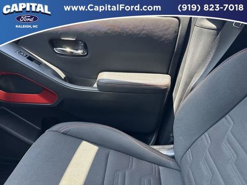 Used 2024 Nissan Frontier Pro-X w/ Technology Package RWD image 28
